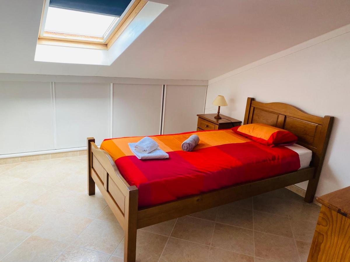 Swordfish Beach Apartment Peniche Exteriör bild